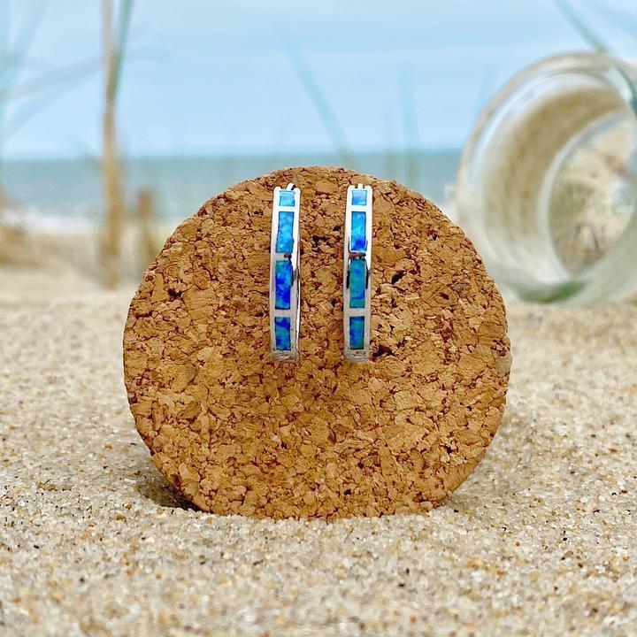 Luksusowe srebrne kolczyki z opalem inspirowane oceanem