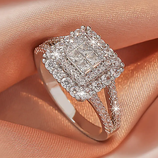 Kwiecista Srebrna Pierścionek