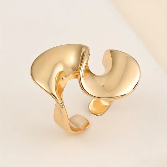 Nieregularny Złoty Pierścień