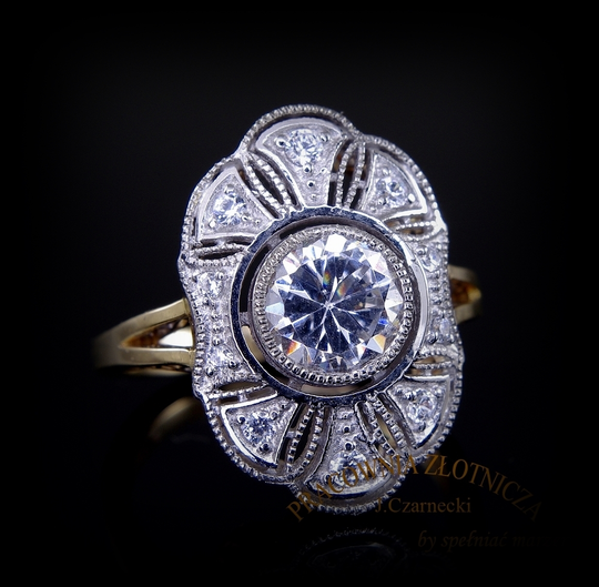 Pierścień Mandala z Jasnej Zirconii